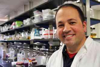 A&M biologist is studying nation’s leading hospital-acquired infection