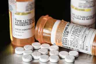 Opioid prescriptions for knee surgery vary widely state to state, study says