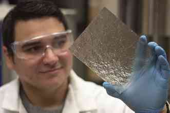 Fracturing in 3D: Printed copies allow oil-and-gas experts to observe results