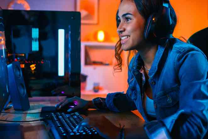 Gamers who lack real-life support often seek advice from online peers